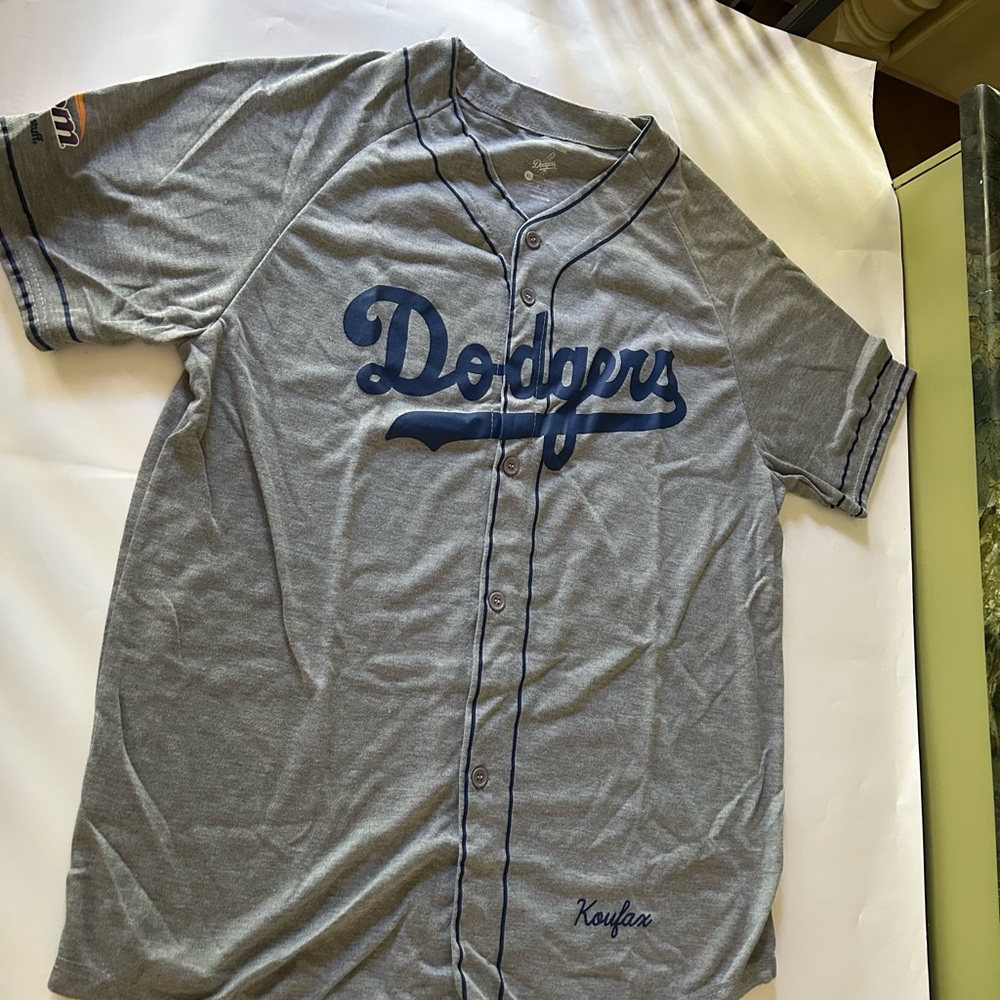New in bag-Dodgers limited edition Jersey-#32 Sandy Koufax - Picture 3 of 9